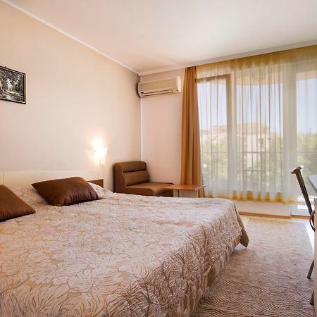 Family Hotel Venera Sveti Vlas Luaran gambar
