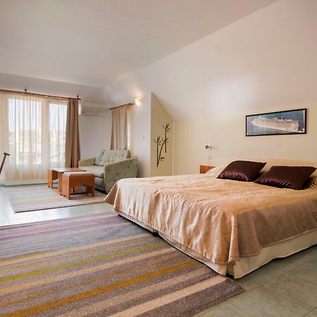 Family Hotel Venera Sveti Vlas Luaran gambar