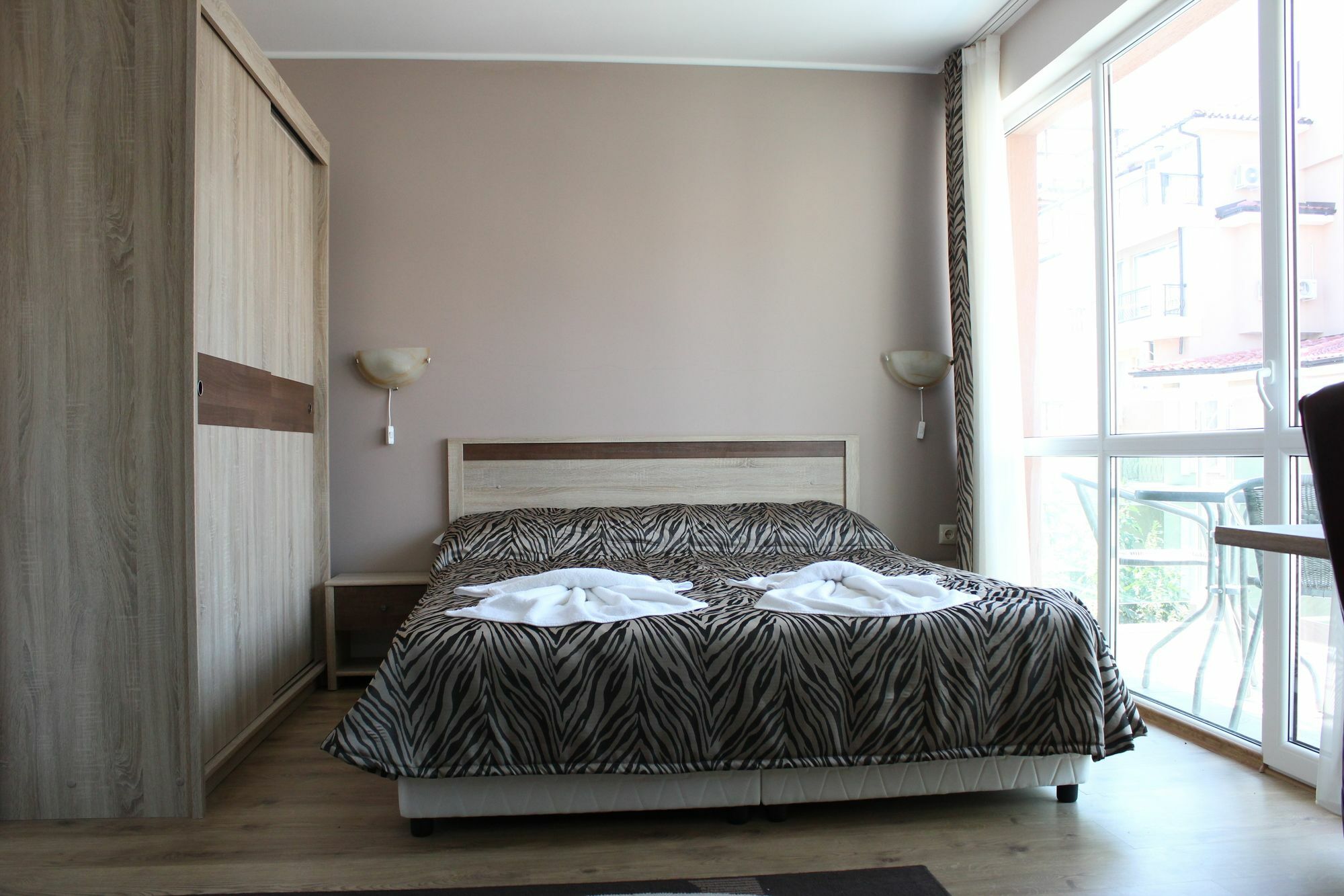 Family Hotel Venera Sveti Vlas Luaran gambar